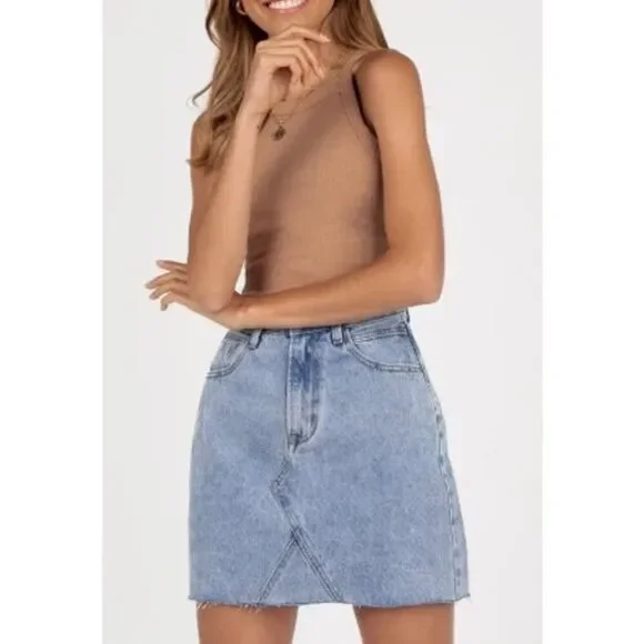 DISSH Hadid Denim Raw Edge Mini Skirt Sz. 6 (US 2) - Picture 1 of 6